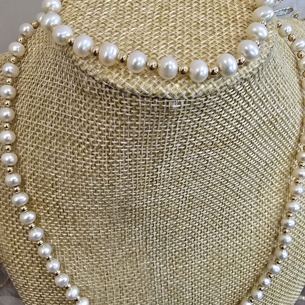 JCPenney White Pearl and 14kt Gold Necklace